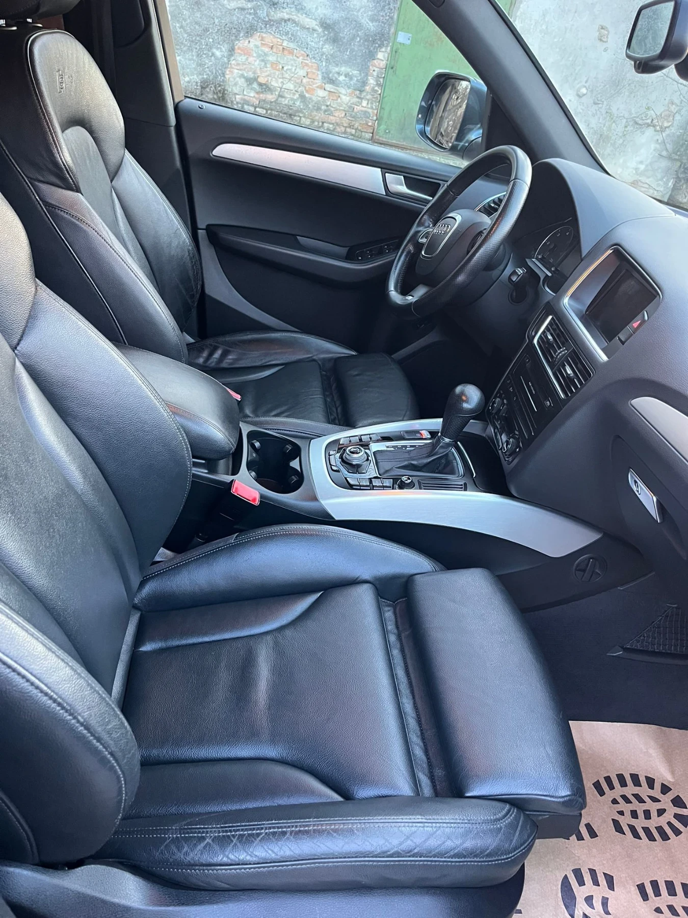 Audi Q5 3.0TDI Sline Quattro , снимка 10 - Автомобили и джипове - 54115099