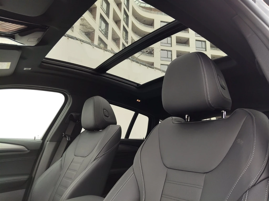 BMW X4 M40i, снимка 9 - Автомобили и джипове - 54421302