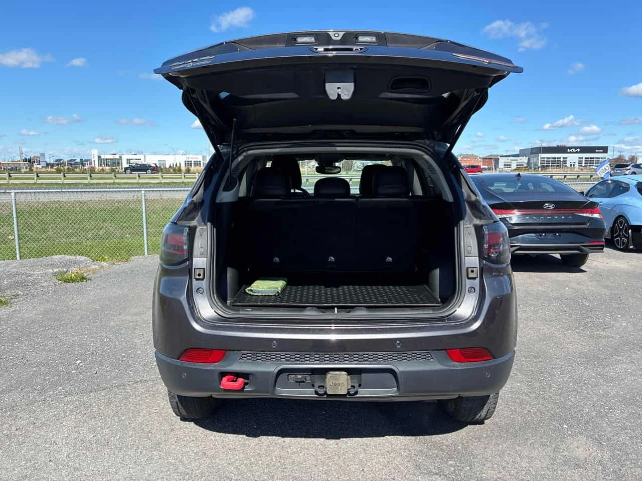 Jeep Compass Trailhawk Elite/360 КАМЕРИ/ДИСТРОНИК, снимка 14 - Автомобили и джипове - 54621721