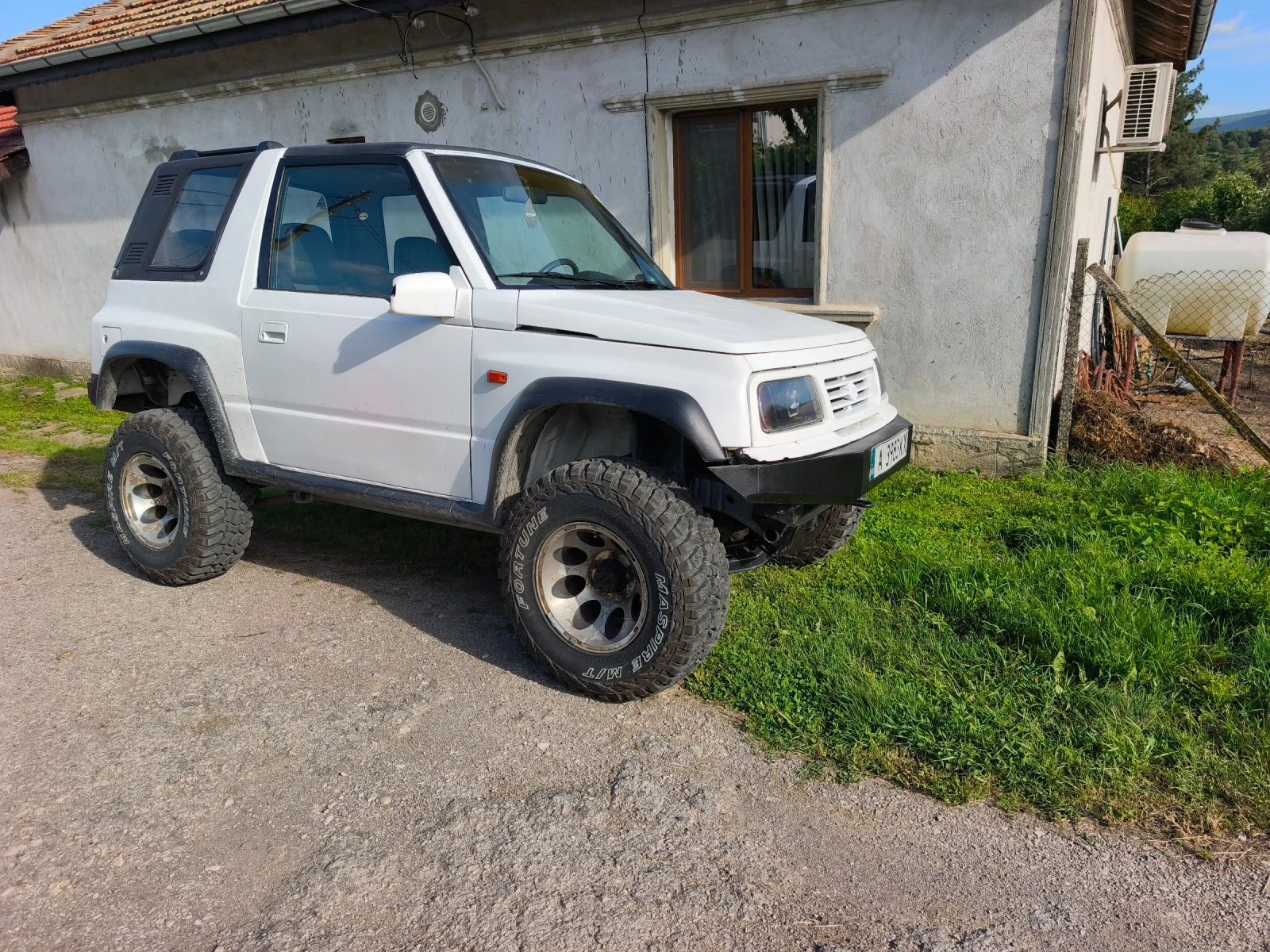 Suzuki Vitara 1.6.16V, снимка 3 - Автомобили и джипове - 54797951