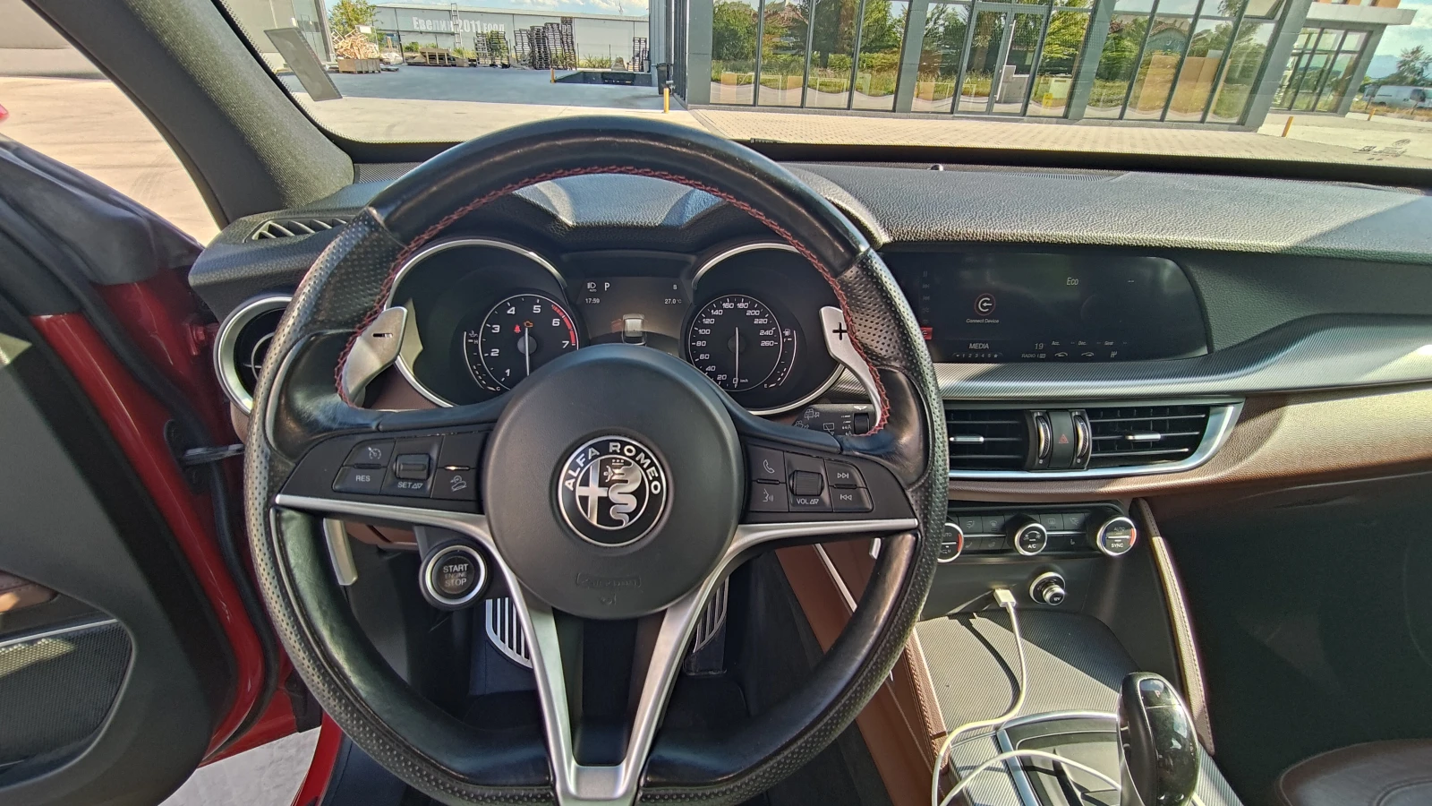 Alfa Romeo Stelvio, снимка 9 - Автомобили и джипове - 54738976