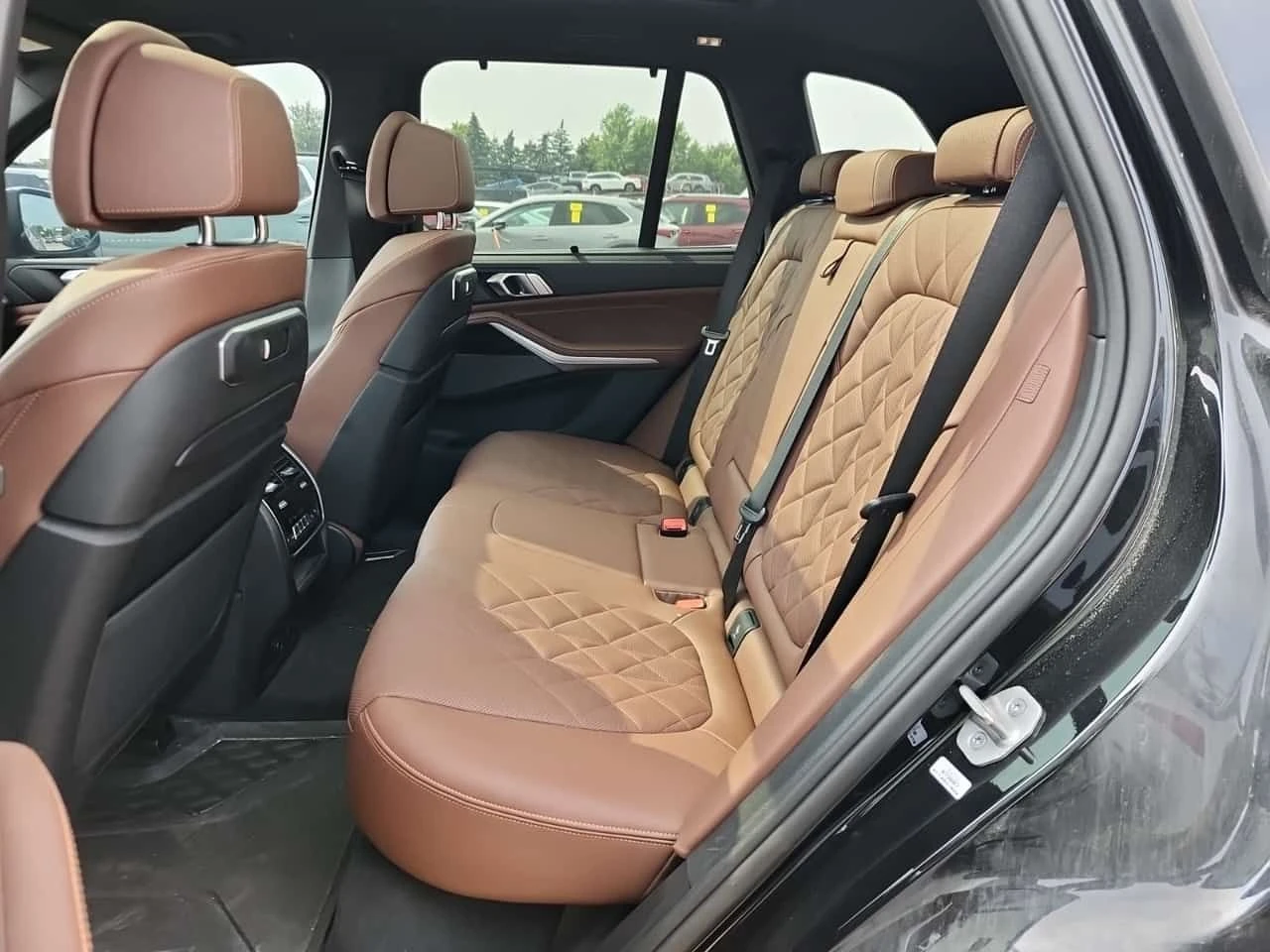 BMW X5 * XDRIVE40I * CARFAX * БЕЗ ПЪРВОНАЧАЛНА ВНОСКА, снимка 12 - Автомобили и джипове - 55404563