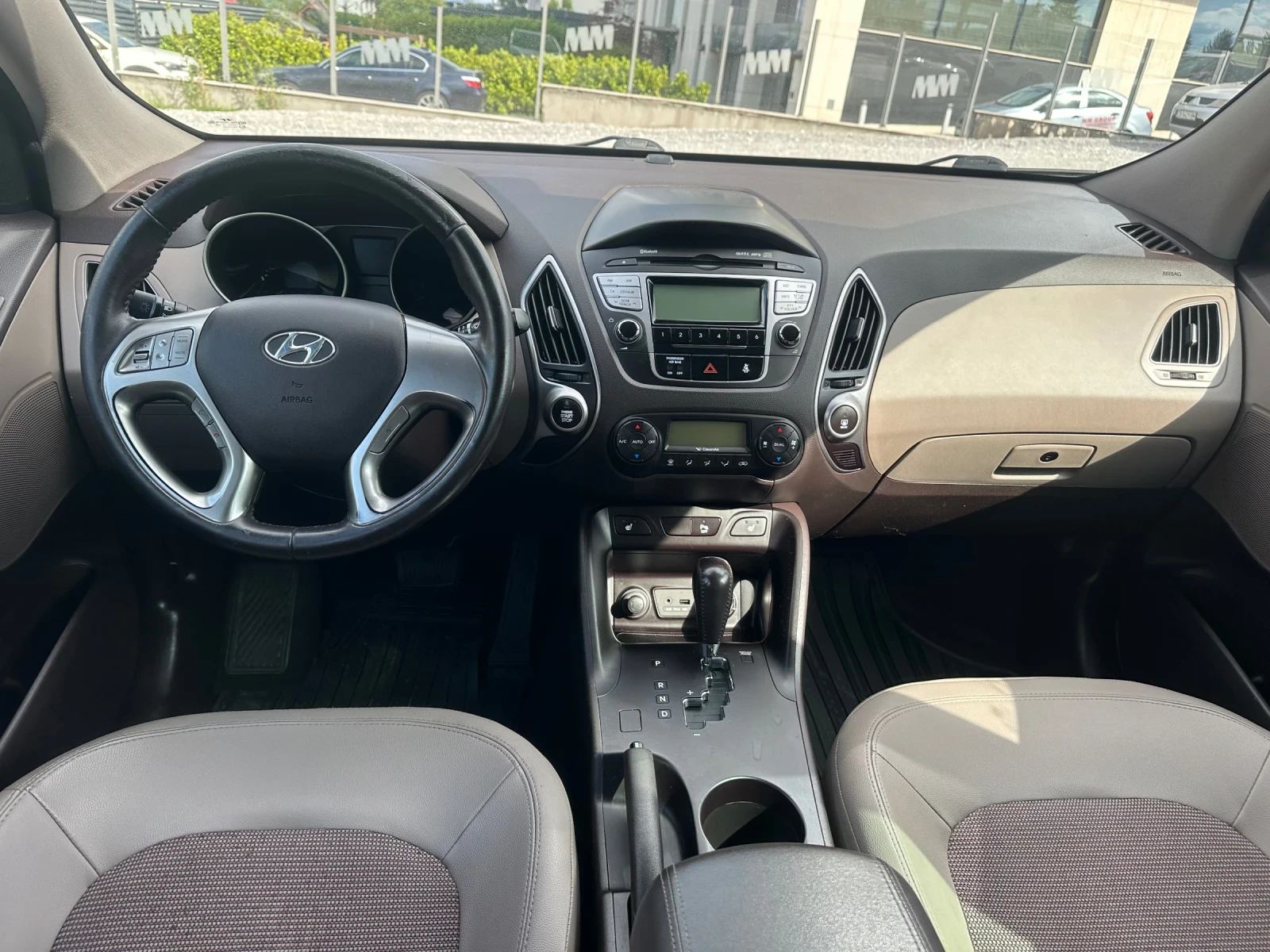 Hyundai IX35 АВТОМАТИК 4х4, снимка 10 - Автомобили и джипове - 55445839