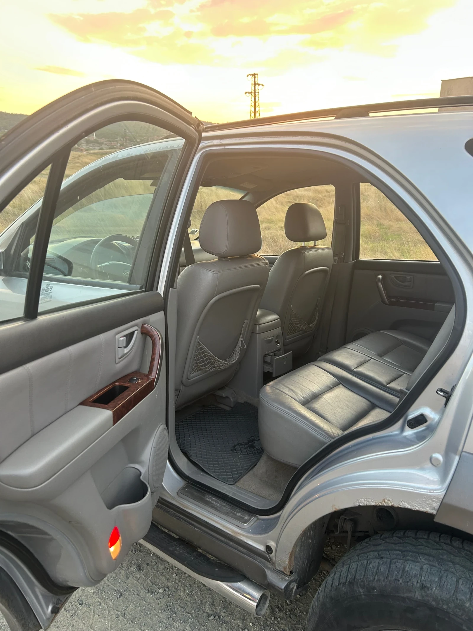 Kia Sorento, снимка 8 - Автомобили и джипове - 55598618
