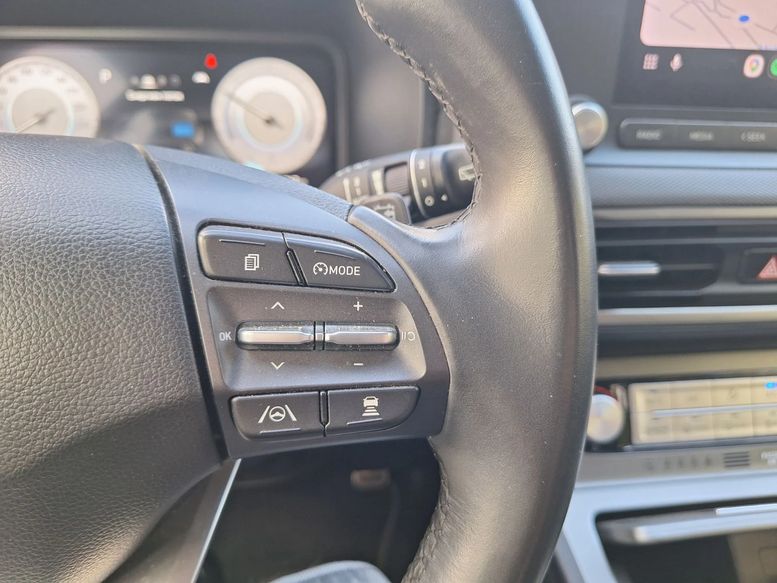 Hyundai Kona Facelift/64kw/48800km, снимка 13 - Автомобили и джипове - 55606710