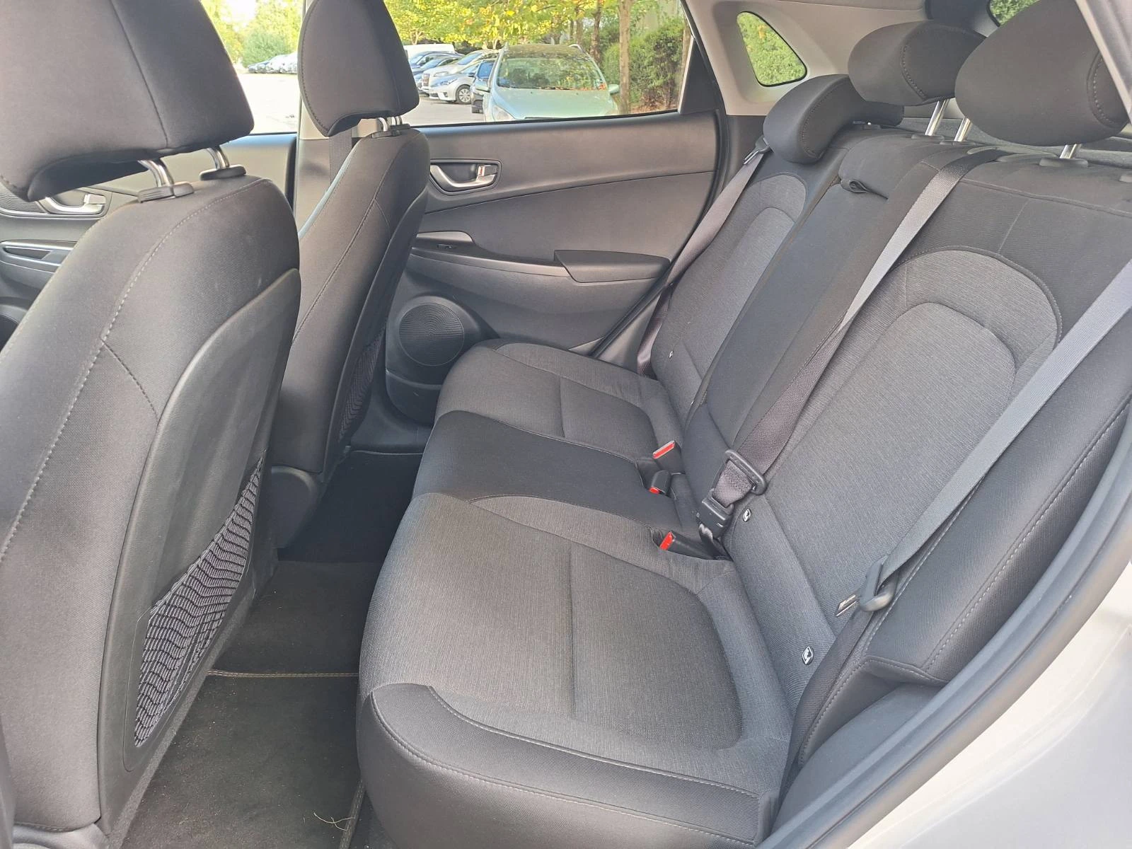Hyundai Kona Facelift/64kw/48800km, снимка 8 - Автомобили и джипове - 55606710