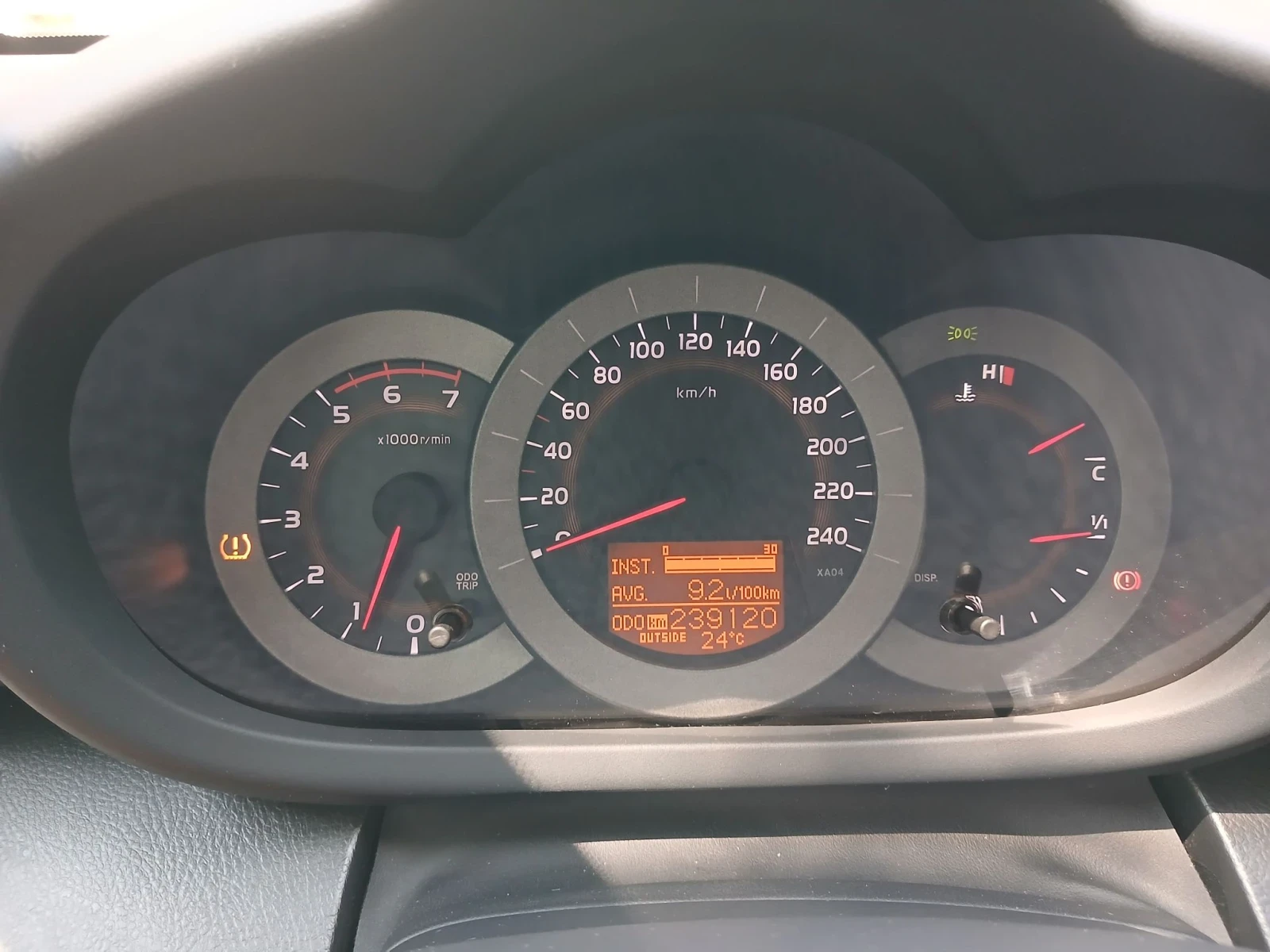 Toyota Rav4 2.2 D-CAT, снимка 5 - Автомобили и джипове - 55655767