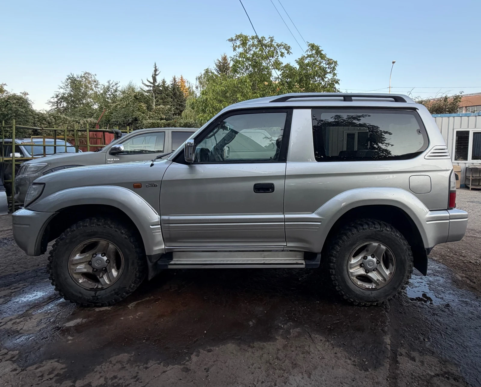Toyota Land cruiser 3.0 D-4D 163kc auto, снимка 2 - Автомобили и джипове - 55713222