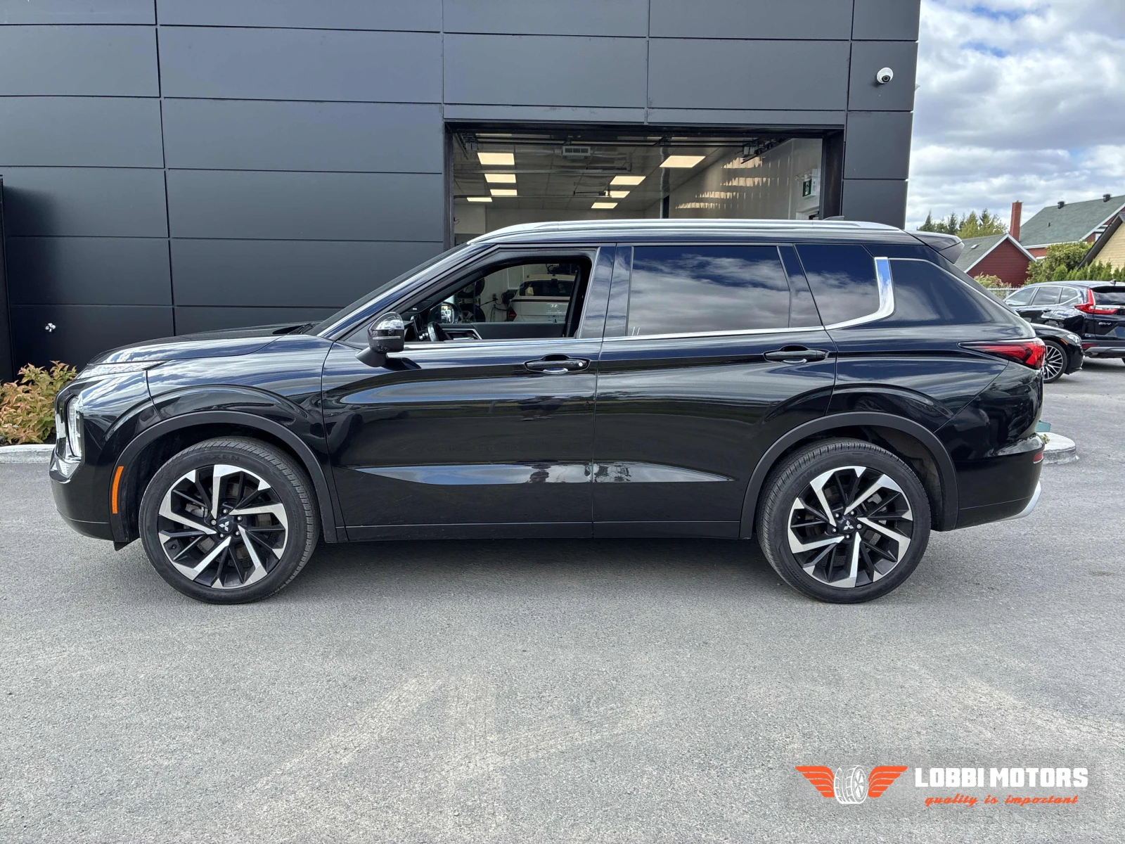 Mitsubishi Outlander, снимка 2 - Автомобили и джипове - 56113688
