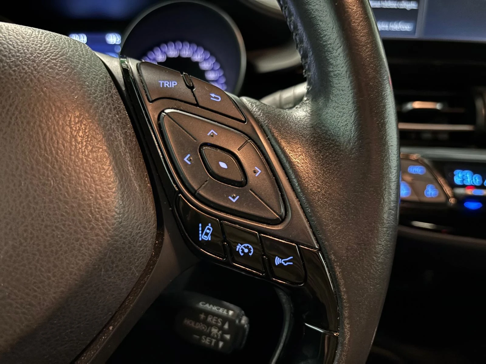Toyota C-HR Active - Hybrid | Mobile.bg � ����������� 12