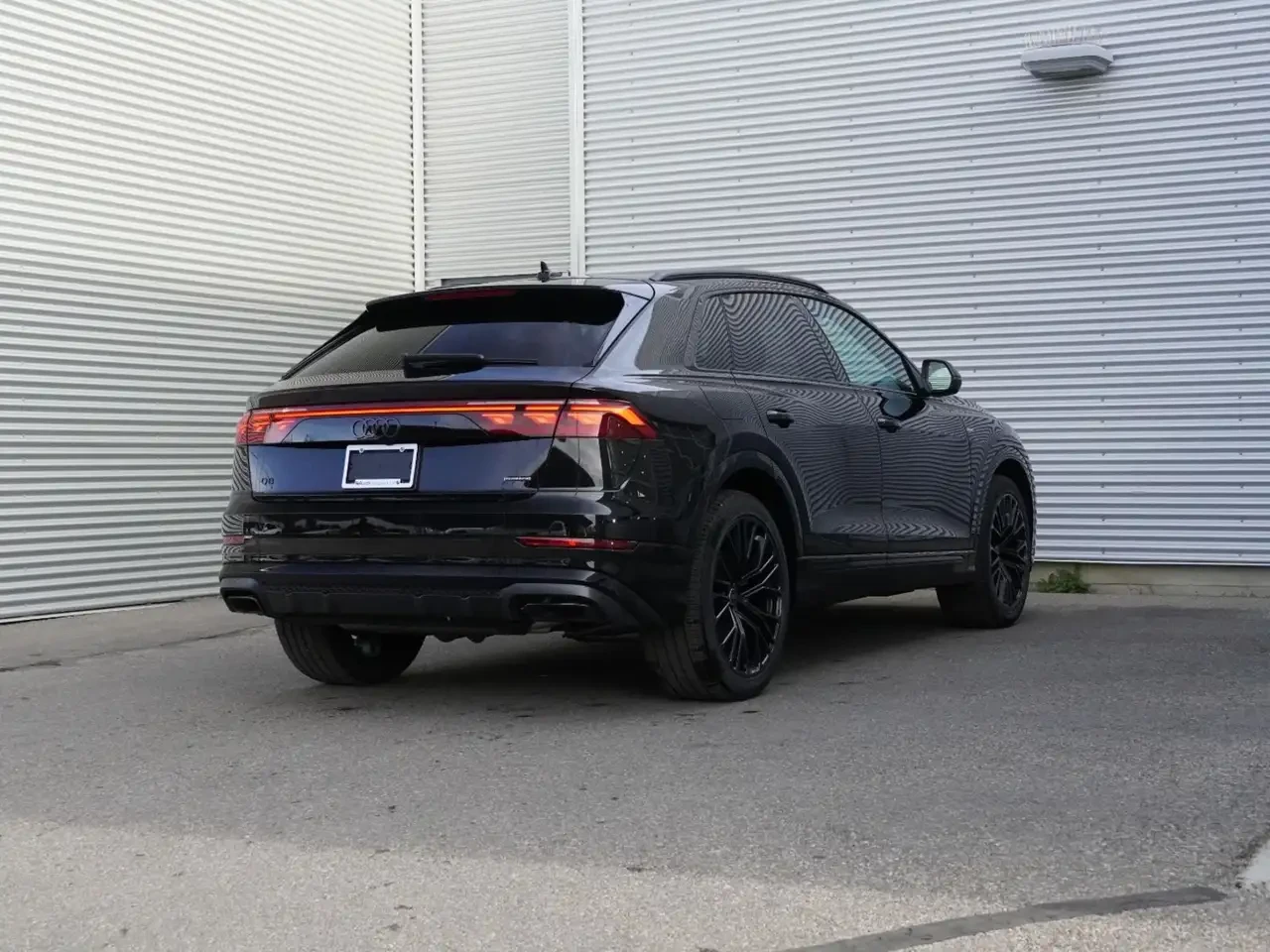 Audi Q8, снимка 8 - Автомобили и джипове - 56180521