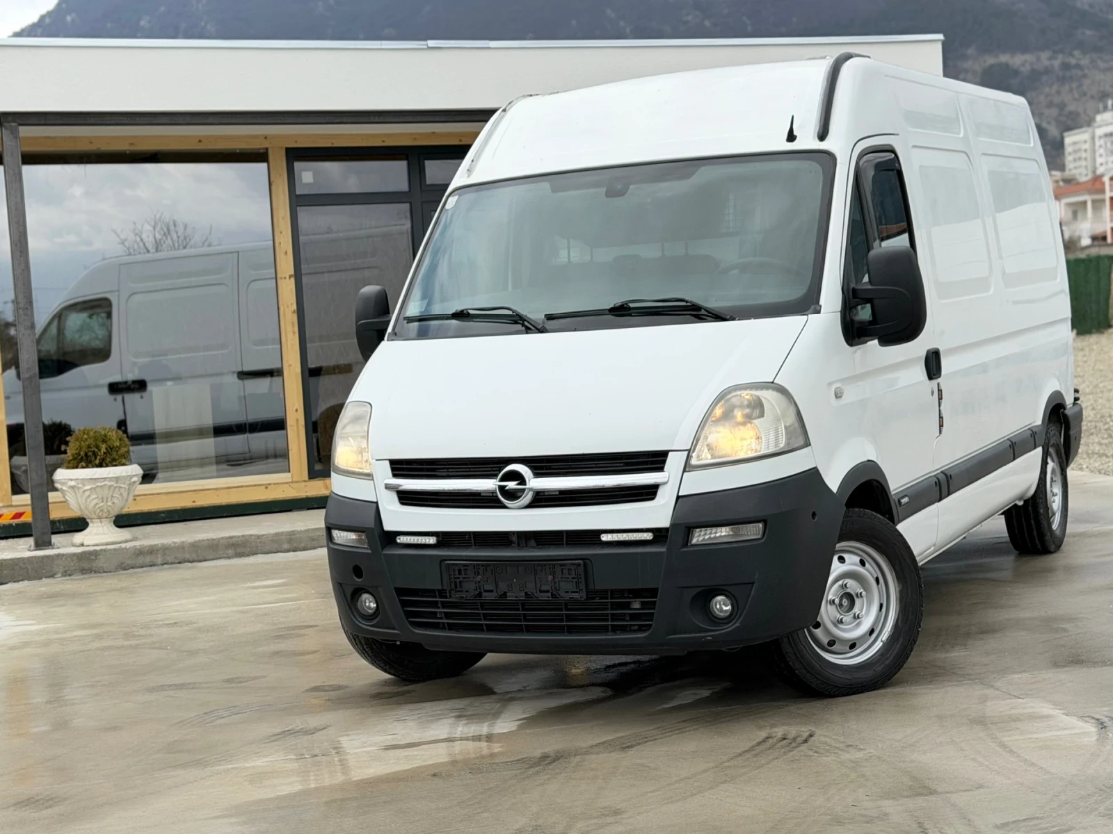 Opel Movano 2.5/Климатик/Падащ борд/, снимка 2 - Бусове и автобуси - 53934219
