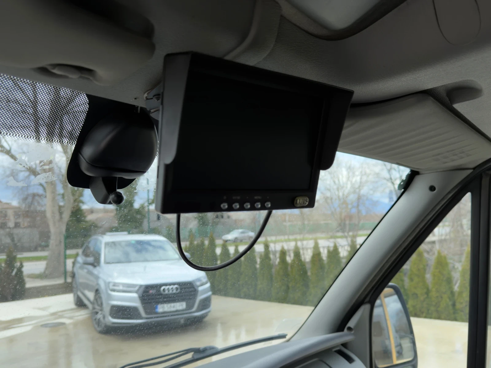 Opel Movano 2.5/Климатик/Падащ борд/, снимка 16 - Бусове и автобуси - 53934219