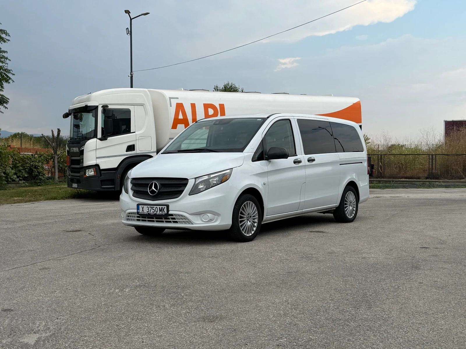 Mercedes-Benz Vito 2.0 Бензин, снимка 4 - Бусове и автобуси - 56564390