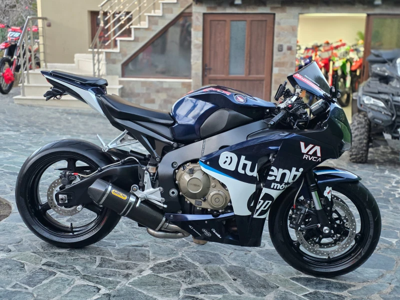 Honda Cbr 1000RR/ЛИЗИНГ, снимка 3 - Мотоциклети и мототехника - 52321308