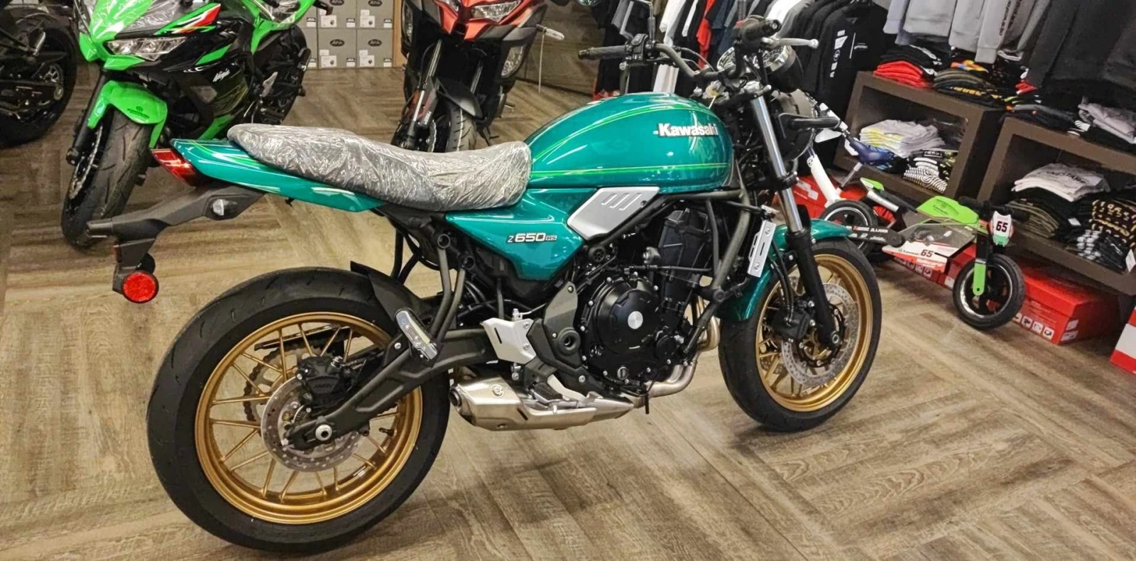 Kawasaki Z 650 RS 2023 - изображение 6