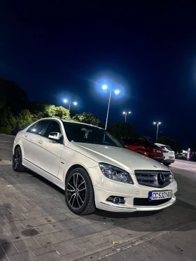 Mercedes-Benz C 320 