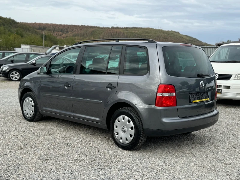 VW Touran 1.9TDI 105кс 6с 7-места КЛИМАТРОНИК , снимка 8 - Автомобили и джипове - 47308034