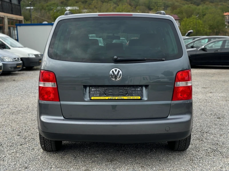 VW Touran 1.9TDI 105кс 6с 7-места КЛИМАТРОНИК , снимка 5 - Автомобили и джипове - 47308034