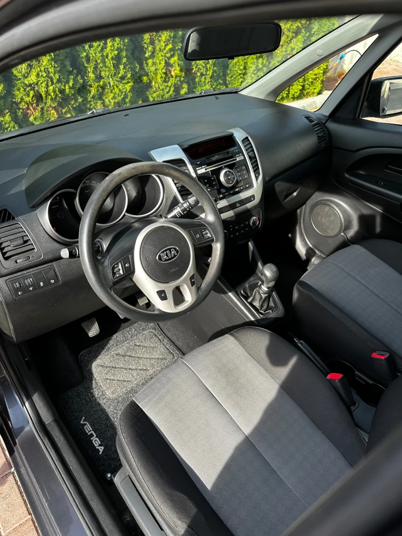 Kia Venga 1.4 CRDI Euro 6B, снимка 7 - Автомобили и джипове - 47677502