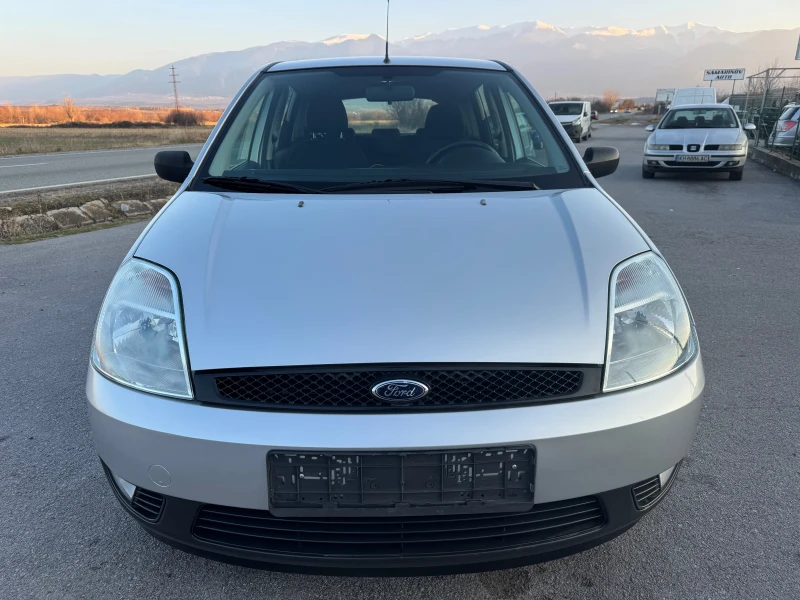 Ford Fiesta 1.2i-Ghia, снимка 2 - Автомобили и джипове - 48337765