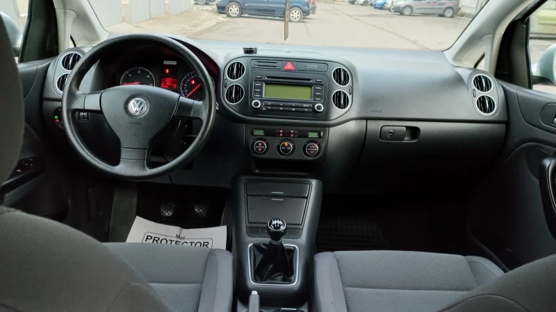 VW Golf Plus 1.9 TDI 90кс., снимка 6 - Автомобили и джипове - 48667666