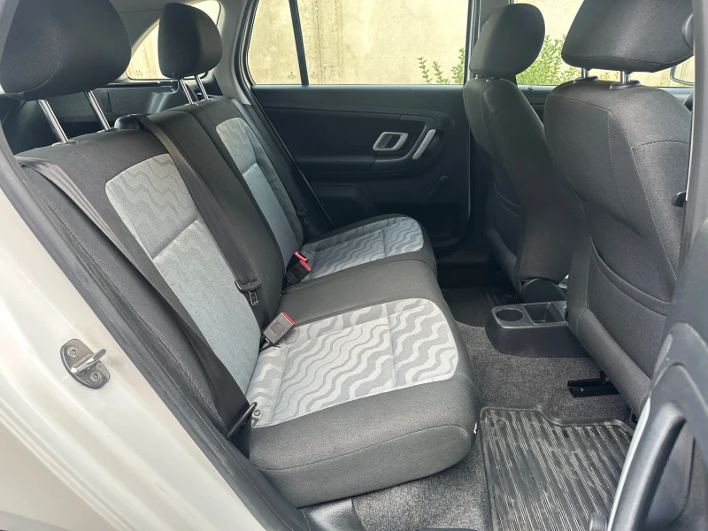 Skoda Fabia 1, 4I 16V 86kc 167900km, снимка 15 - Автомобили и джипове - 52330075