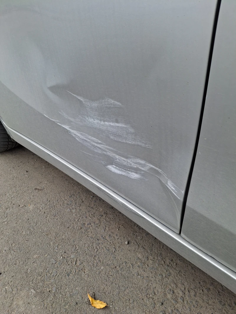 Toyota Verso, снимка 15 - Автомобили и джипове - 52410279