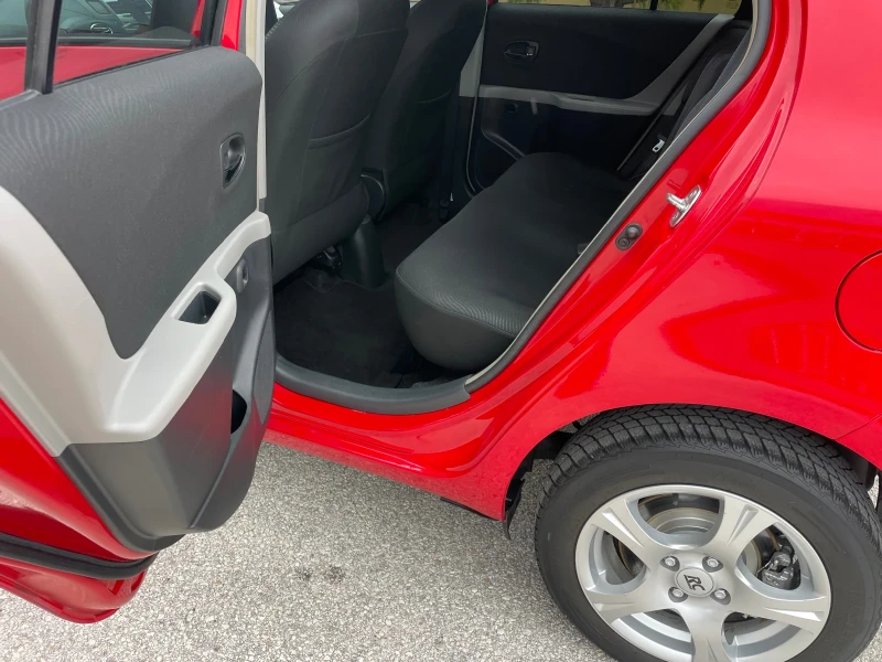Toyota Yaris 1.33VVTI 100к.с. FACE ГЕРМАНИЯ, снимка 14 - Автомобили и джипове - 52339206