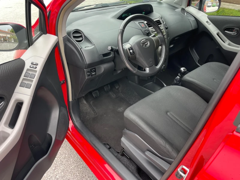 Toyota Yaris 1.33VVTI 100к.с. FACE ГЕРМАНИЯ, снимка 12 - Автомобили и джипове - 52339206