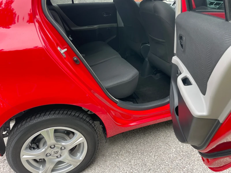 Toyota Yaris 1.33VVTI 100к.с. FACE ГЕРМАНИЯ, снимка 15 - Автомобили и джипове - 52339206