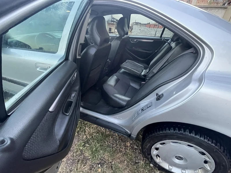 Volvo S60 D5, снимка 14 - Автомобили и джипове - 52382056