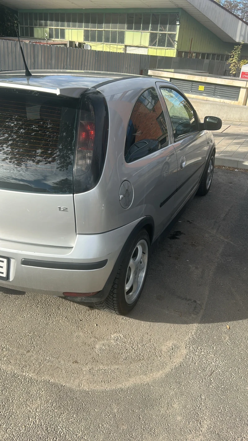 Opel Corsa C, снимка 3 - Автомобили и джипове - 52405023