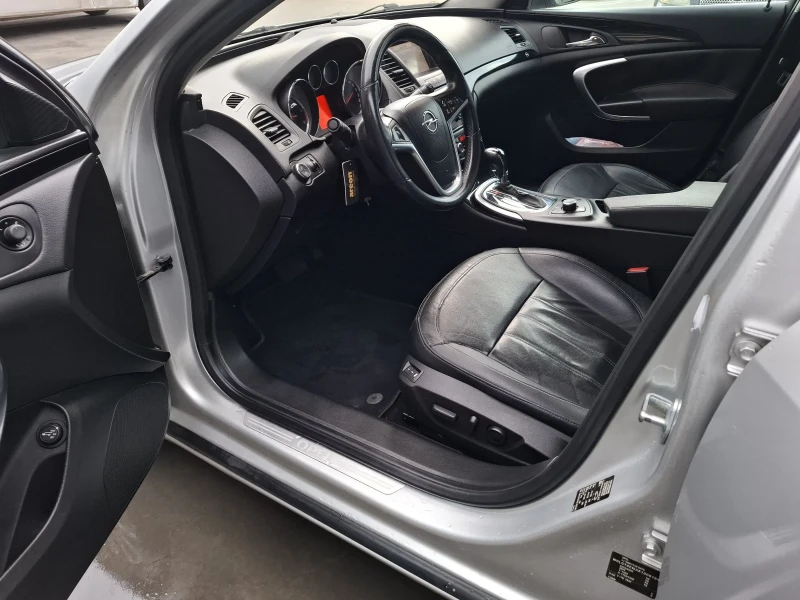Opel Insignia, снимка 7 - Автомобили и джипове - 53006189