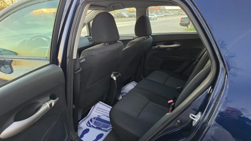 Toyota Auris КАТО ЧИСТО НОВА, снимка 8 - Автомобили и джипове - 53079284