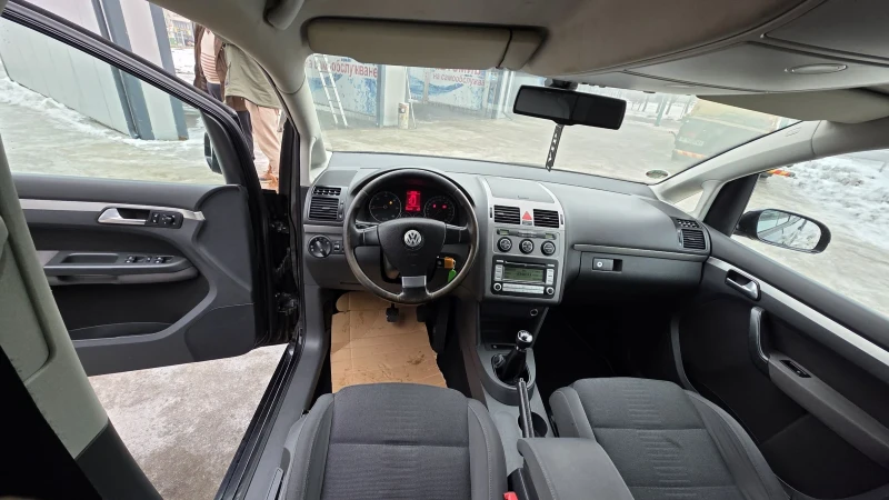 VW Touran 2.0 170, снимка 4 - Автомобили и джипове - 53211279