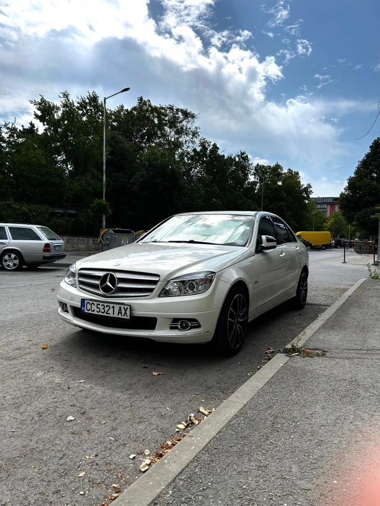 Mercedes-Benz C 320, снимка 2 - Автомобили и джипове - 55047393