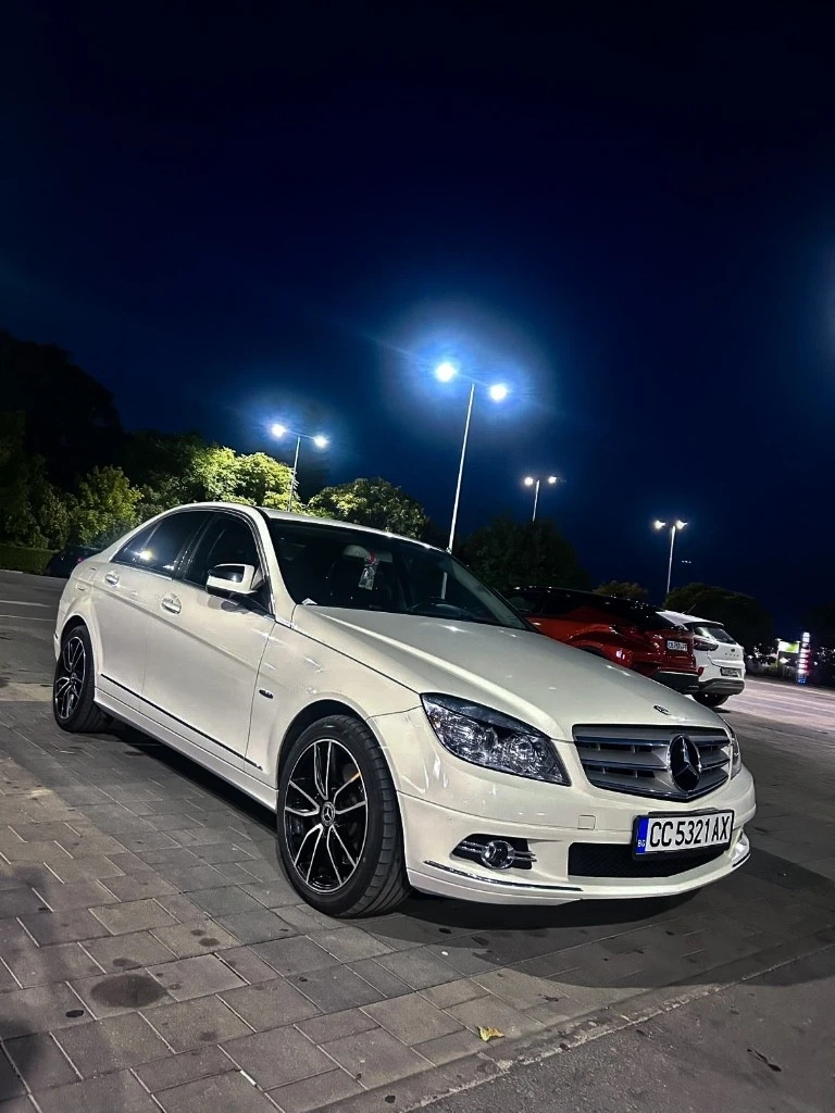 Mercedes-Benz C 320