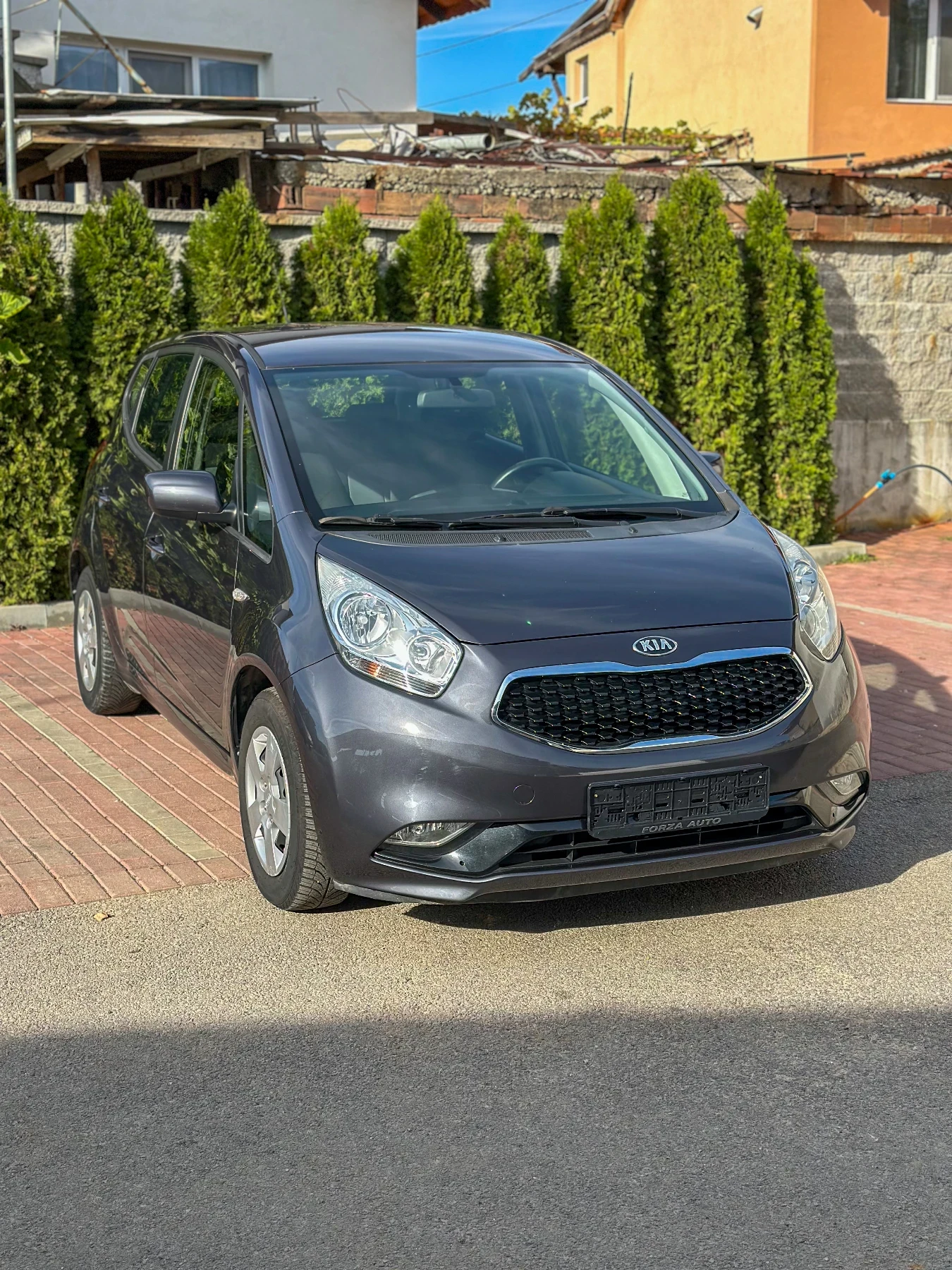 Kia Venga 1.4 CRDI Euro 6B - изображение 2