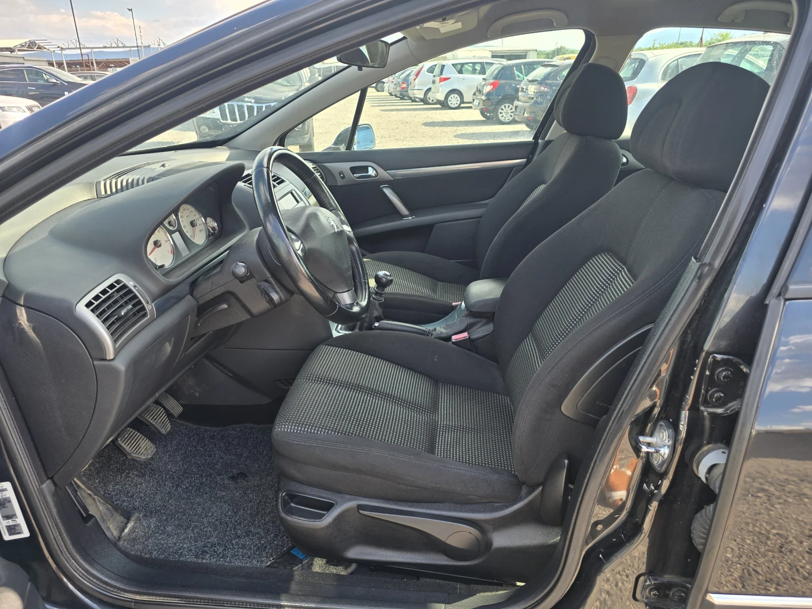 Peugeot 407 2.2i 160кс 128600км. ОТ ПЪРВИ СОБСТВЕНИК - изображение 9