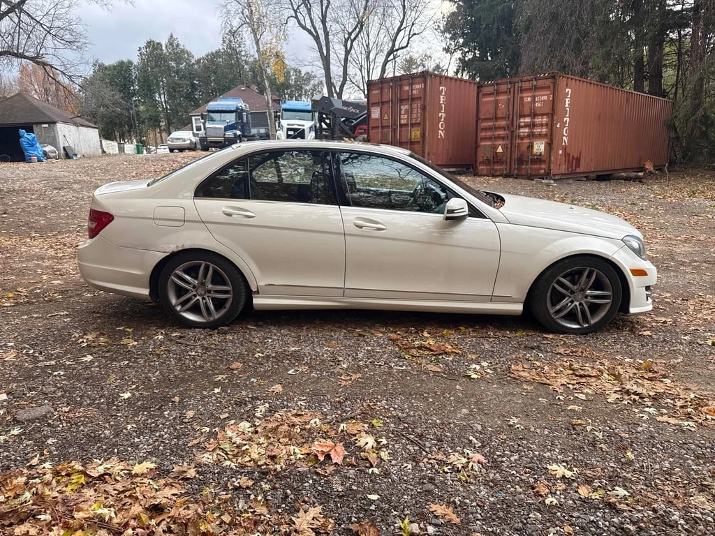 Mercedes-Benz C 250 2012 4MATIC * БЕЗ ПЪРВОНАЧАЛНА ВНОСКА*  - изображение 4