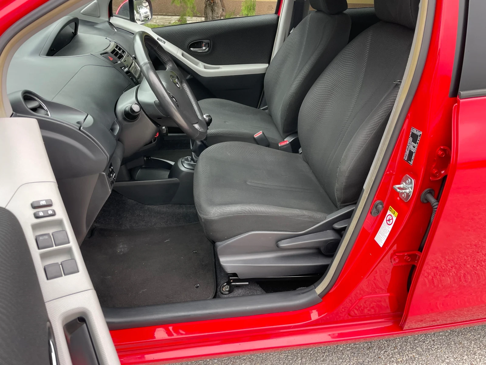 Toyota Yaris 1.33VVTI 100.. FACE  | Mobile.bg   13