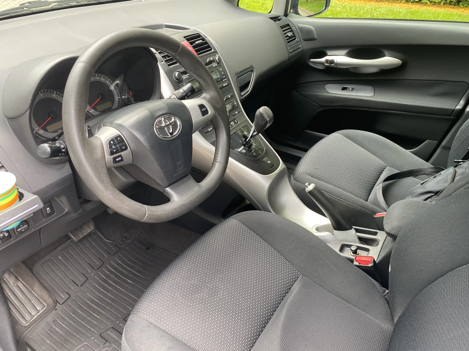 Toyota Auris 1.4 DID FACELIFT  - изображение 4