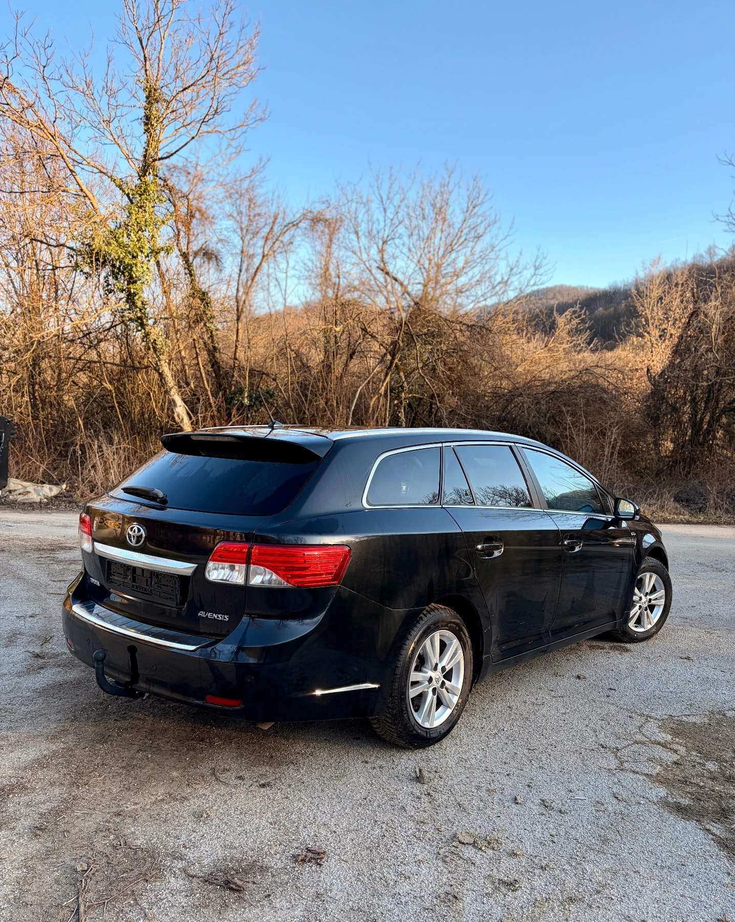 Toyota Avensis 2.0D4D FACELIFT, снимка 7 - Автомобили и джипове - 53708393