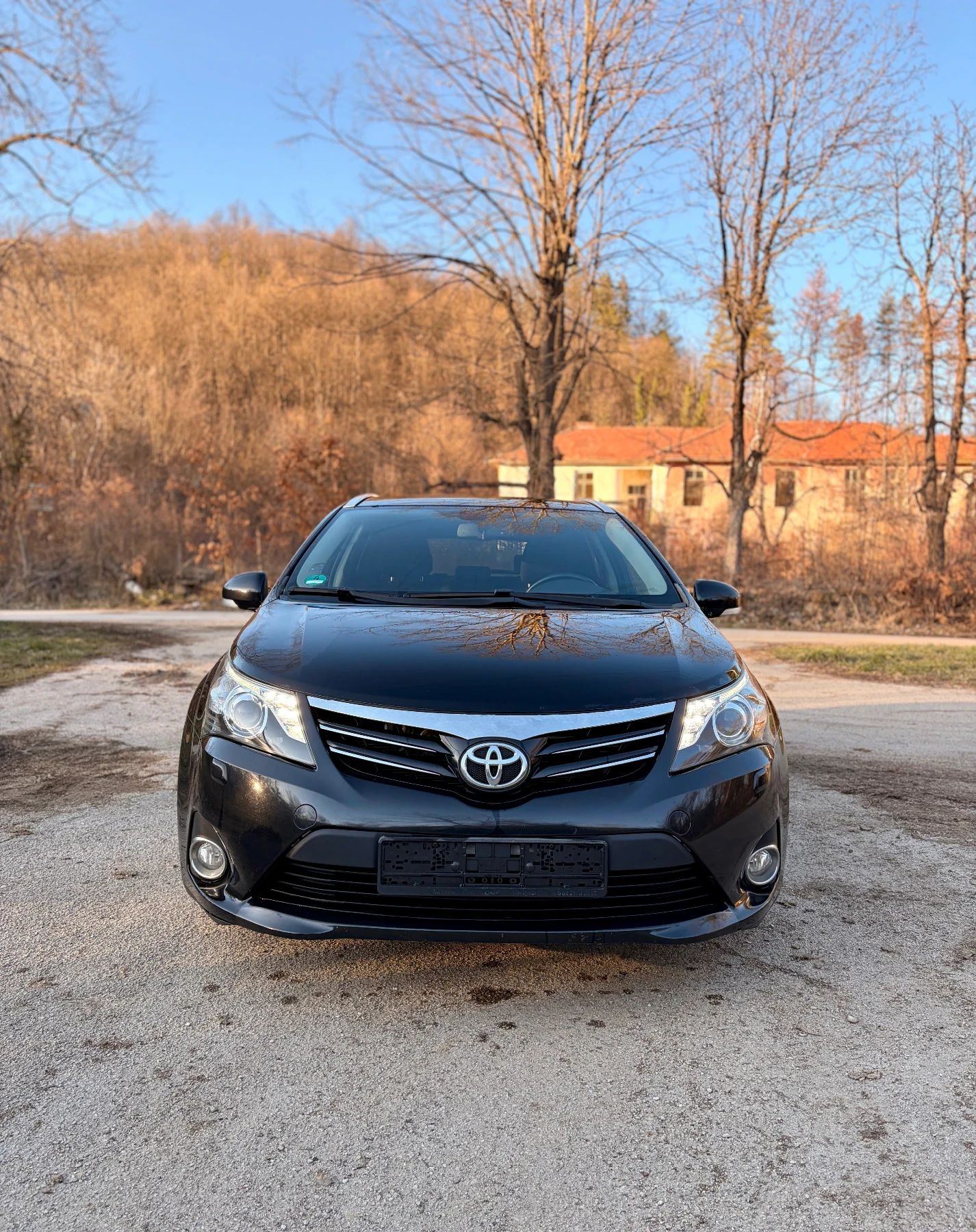 Toyota Avensis 2.0D4D FACELIFT, снимка 3 - Автомобили и джипове - 53708393