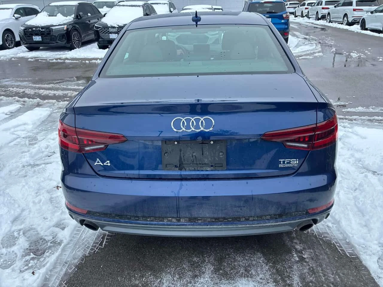 Audi A4  Technik /LED/B&O/CAMERA / ОБДУХВАНЕ !!!, снимка 4 - Автомобили и джипове - 53854467