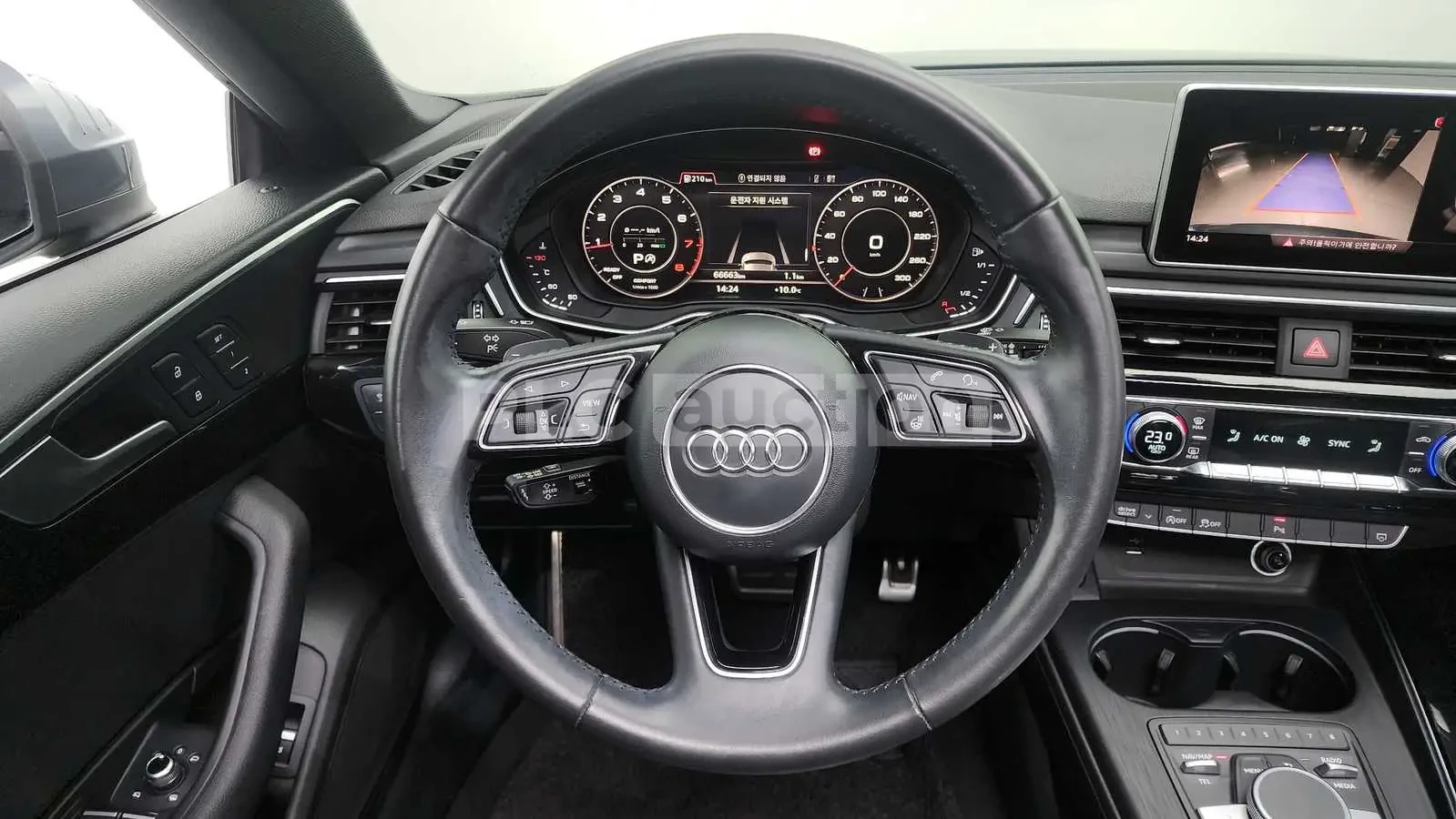 Audi A5 2019* S-LINE* DISTRONIK* DIGITAL* HEAD-UP* КРАЙНА , снимка 6 - Автомобили и джипове - 54019741