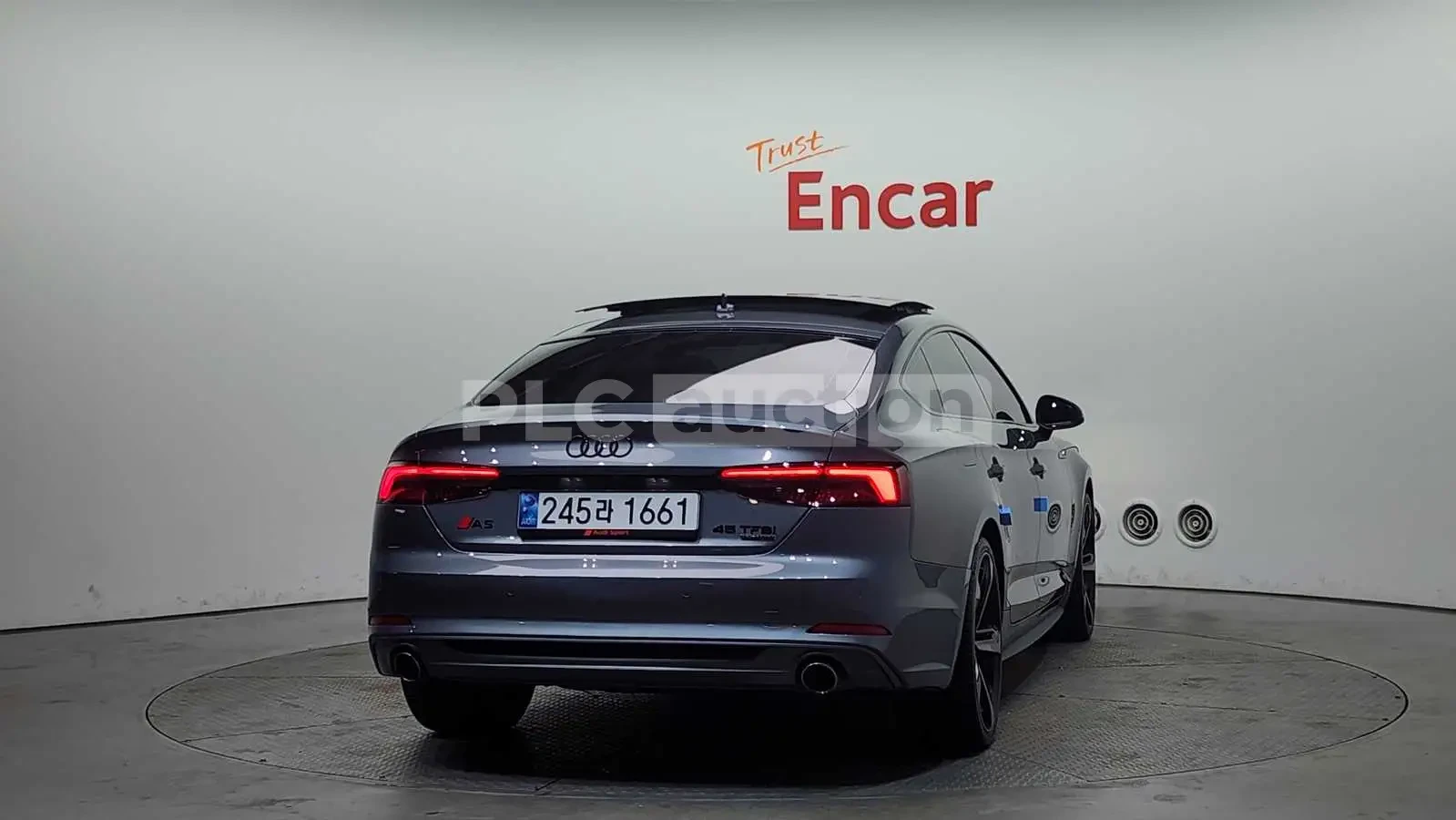 Audi A5 2019* S-LINE* DISTRONIK* DIGITAL* HEAD-UP* КРАЙНА , снимка 4 - Автомобили и джипове - 54019741