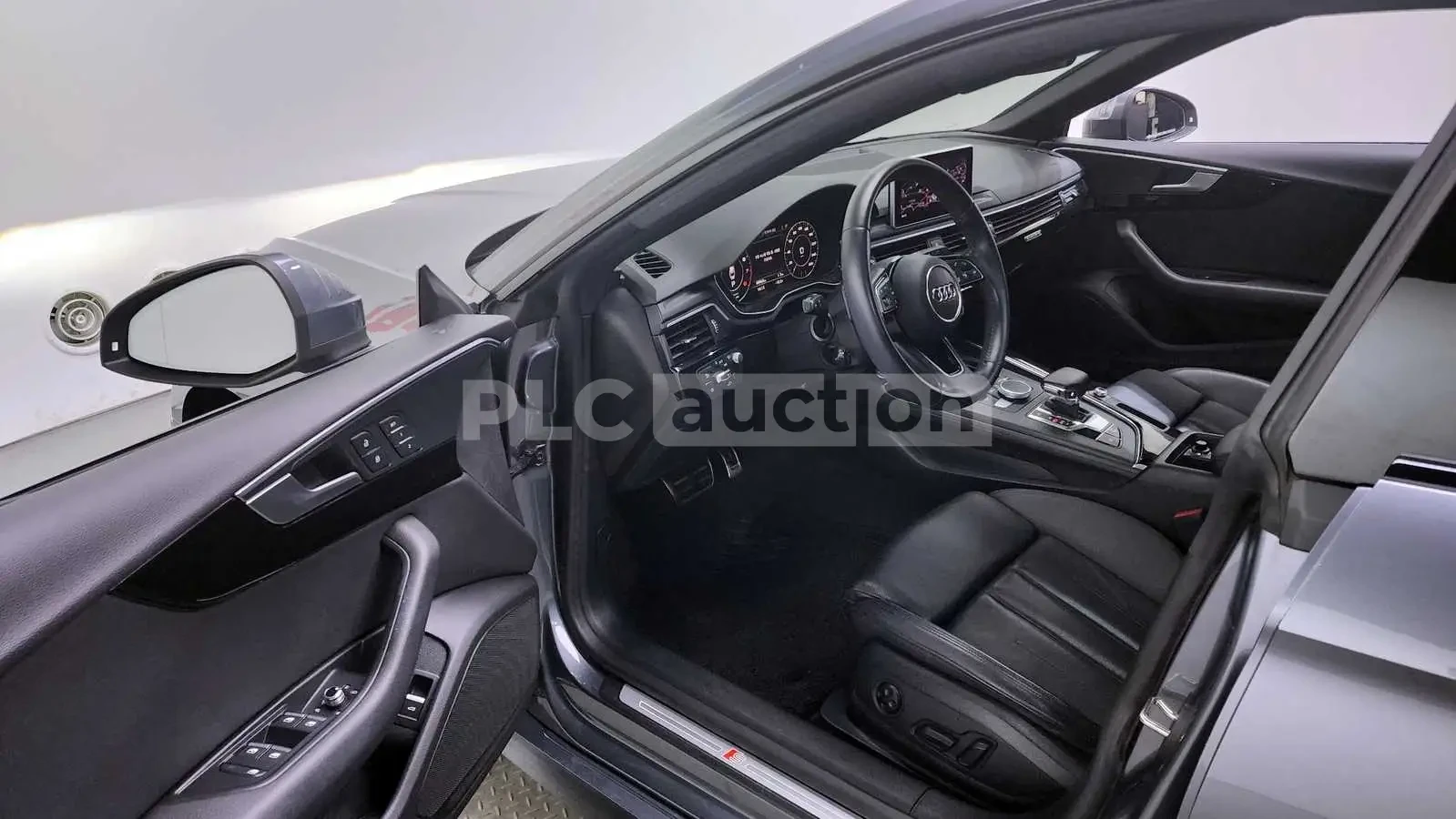 Audi A5 2019* S-LINE* DISTRONIK* DIGITAL* HEAD-UP* КРАЙНА , снимка 9 - Автомобили и джипове - 54019741