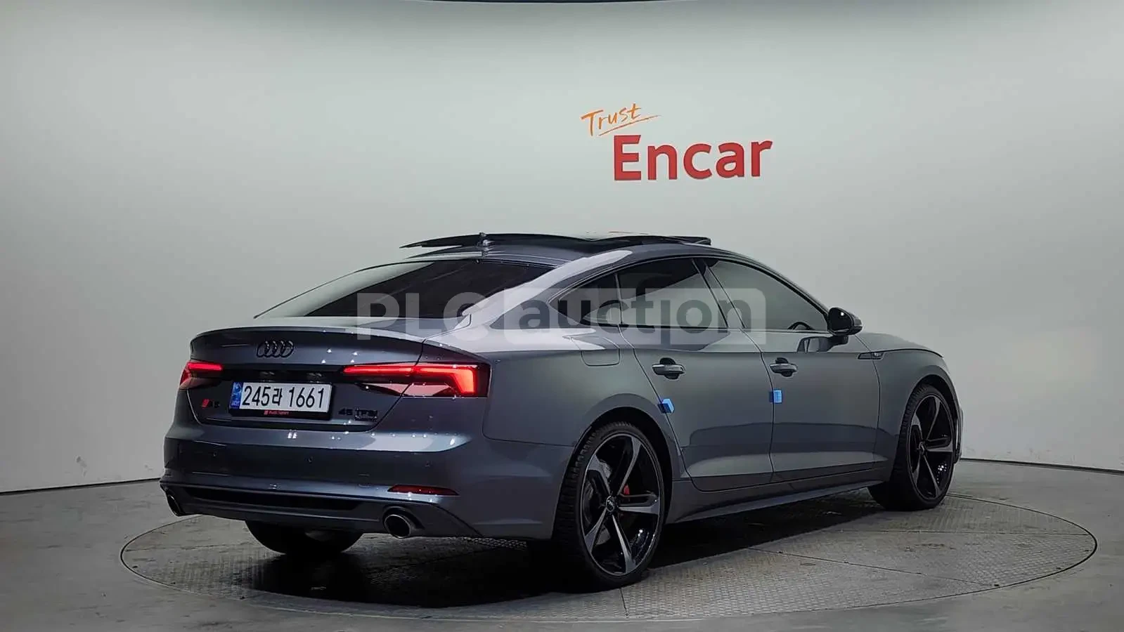 Audi A5 2019* S-LINE* DISTRONIK* DIGITAL* HEAD-UP* КРАЙНА , снимка 3 - Автомобили и джипове - 54019741